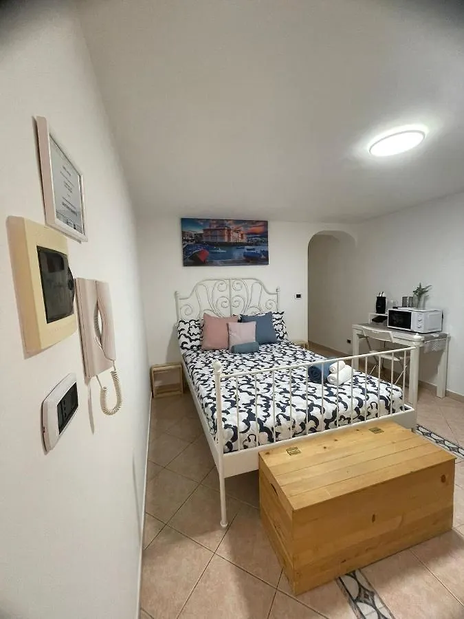 Ariel House Villa Bari