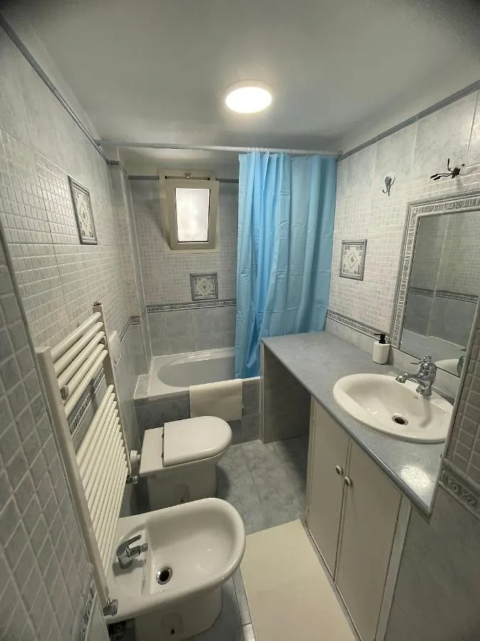 Ariel House Villa Bari 0*,